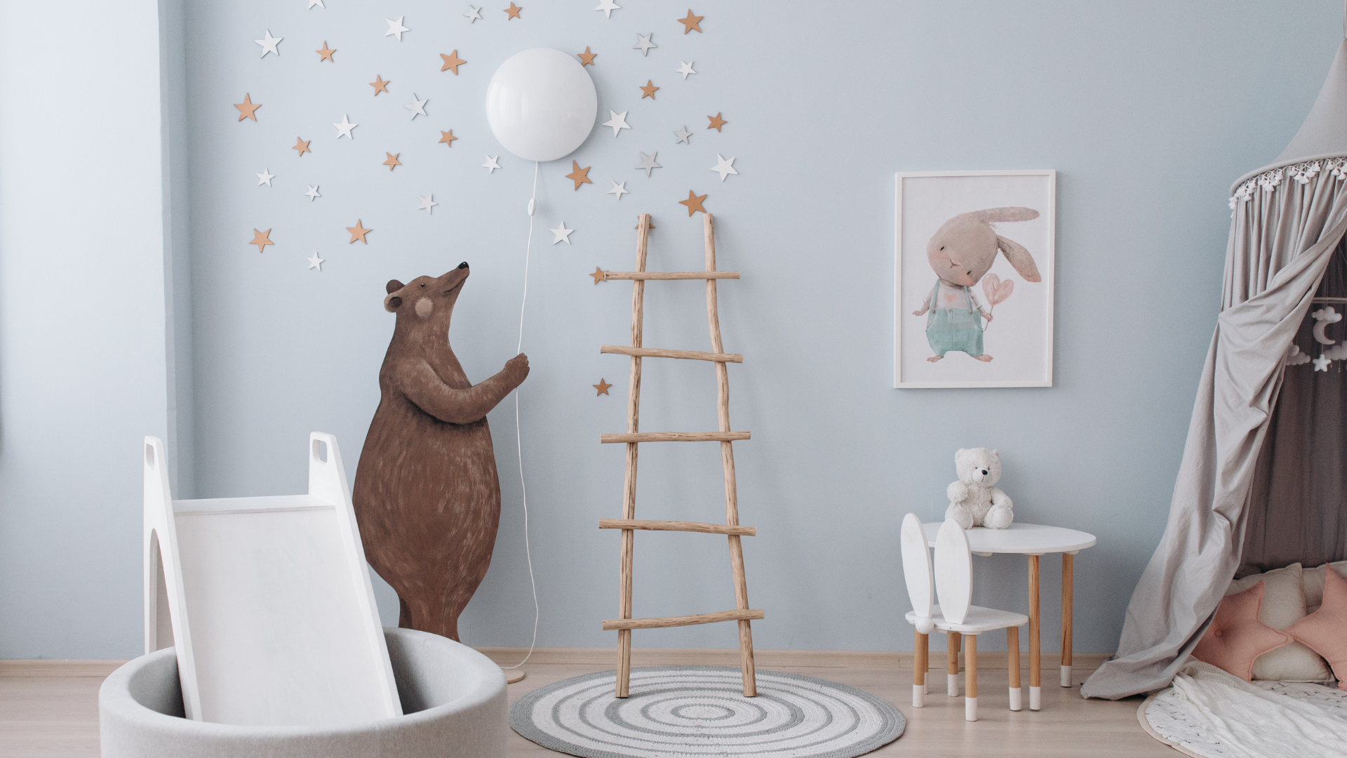 How to Decorate with Secondhand Finds: Create Unique Spaces on a Budget